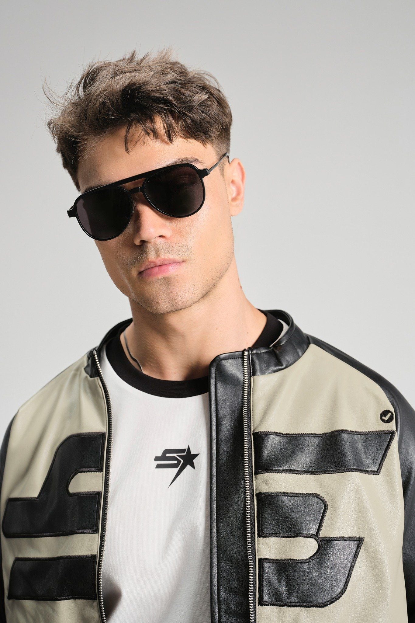 Áo Khoác Boxy Vani Black Leather