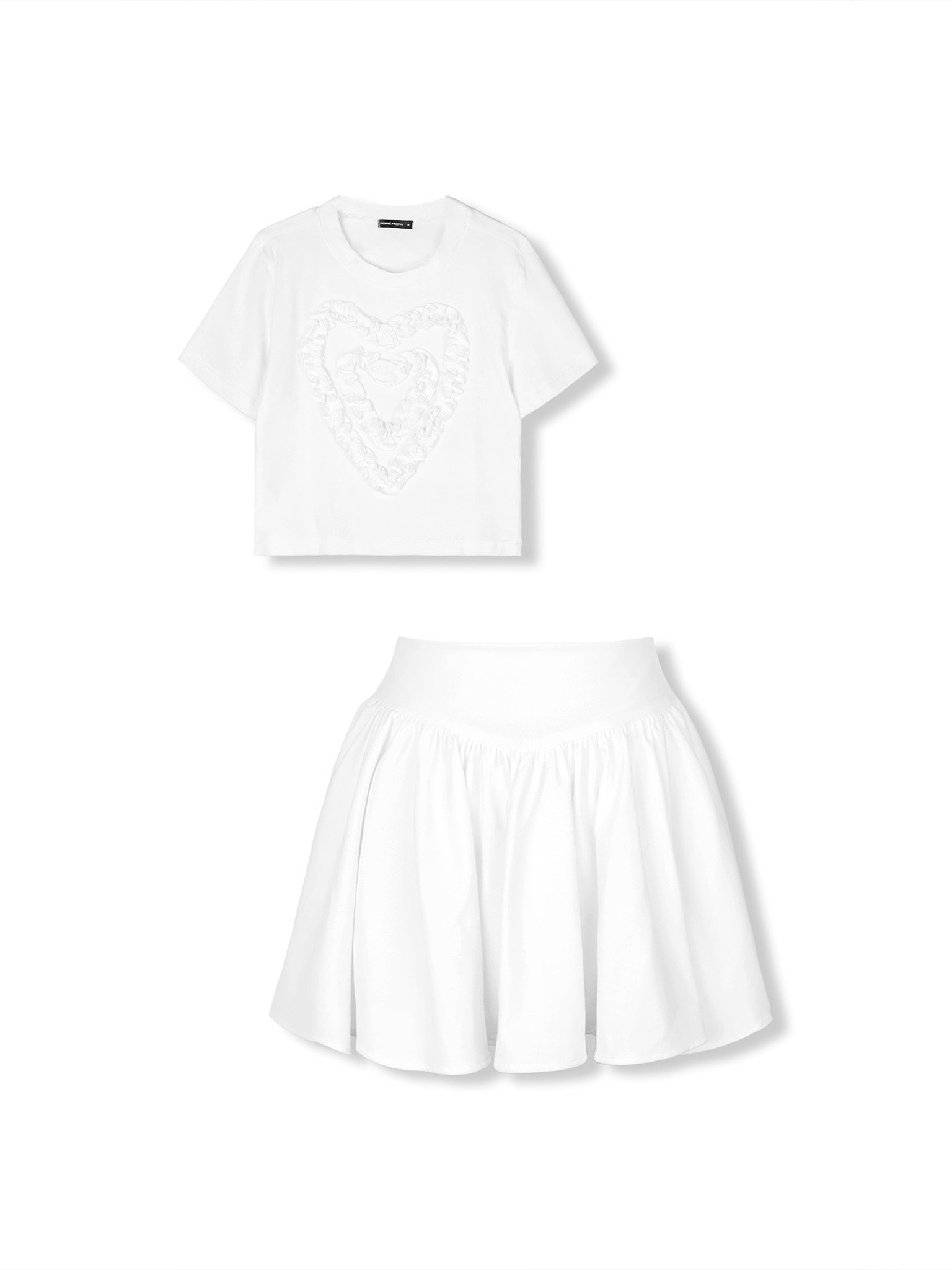 Set T-shirt Short Pleat Skirt