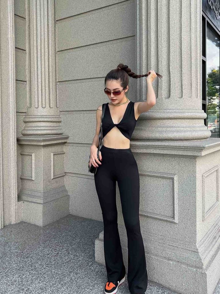  Set Croptop Chest Twisted 