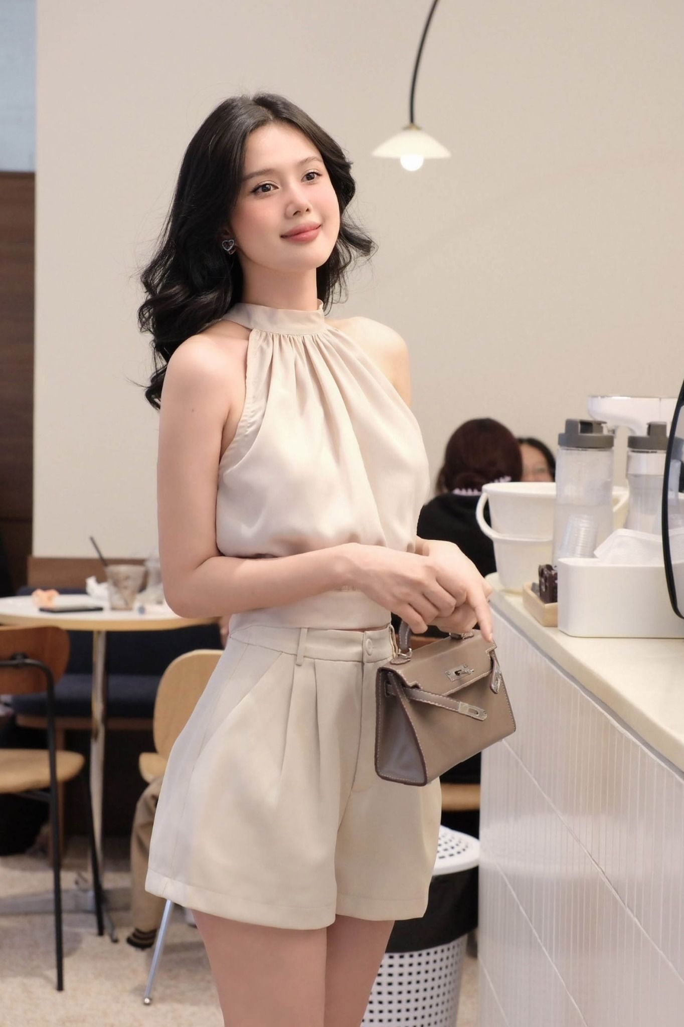 Áo Kiểu Halter Crop