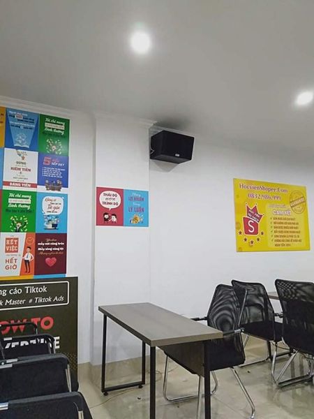 Loa cafe, Loa nhà hàng: lắp đặt tại phòng họp 14 Khúc Thừa Dụ, Cầu Giấy, Hà Nội.