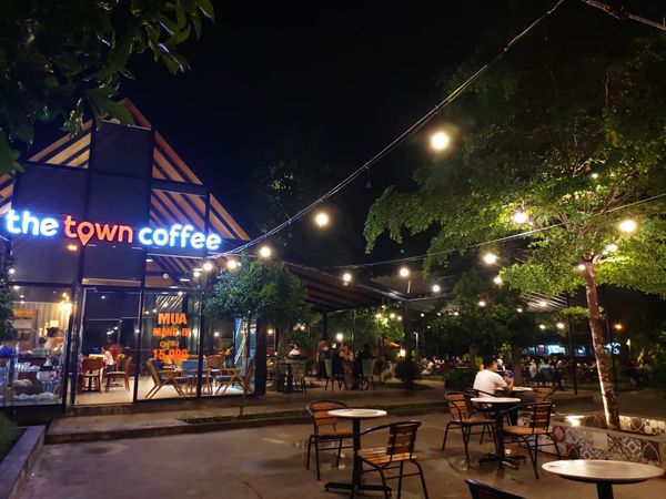 Loa cho The Town Coffee. Trảng Bom, Đồng Nai