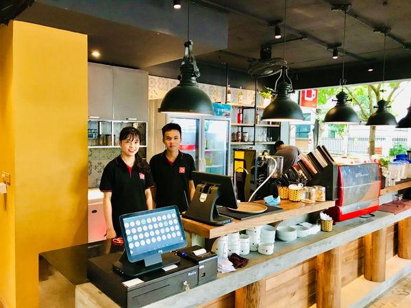 Loa cafe Loa Goldsound lắp đặt âm thanh cho O' Coffee, số 8 Duy Tân, Cầu Giấy, Hà Nội