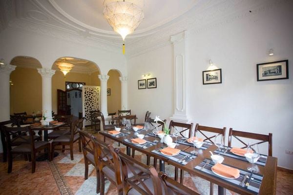 Loa Goldsound lắp đặt âm thanh cho nhà hàng Rue Lamblot Restaurant & Cafe