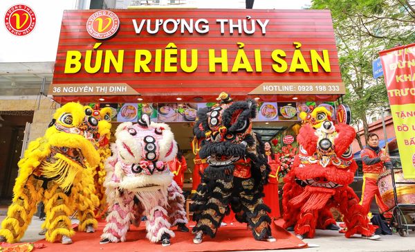 Loa nhà hàng Loa Goldsound lắp đặt tại Bún Riêu Hải Sản Vương Thuỷ, Trung Hoà, Cầu Giấy, Hà Nội