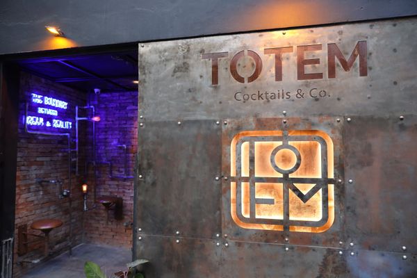 Loa Goldsound cho quán Bar Totem Cocktails& Co, Amply 4 - 6 vùng âm lượng, loa được thiết kế riêng cho không gian quán, miễn phí công lắp đặt, bảo hành dài hạn 5 năm.