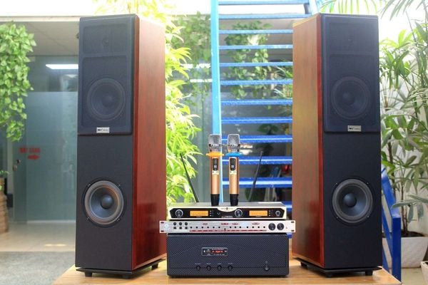 GIẢM GIÁ DÀN KARAOKE