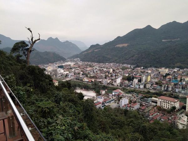 Loa cafe loa nhà hàng loa Goldsound lắp đặt tại Coffee Núi Cấm, Hà Giang.