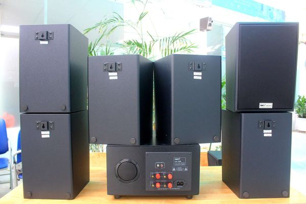 Dàn loa treo tường thông báo phát nhạc nền tự động: Amply A1800 + 8 V70C (V70)