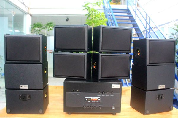 Loa treo tường ngoài trời, phát nhạc nền thông báo sân vườn: Amply A1800 + 10 V25NT