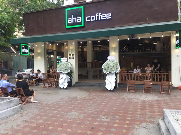 Hệ thống âm thanh cho chuỗi AHA Cafe -  Linh Đàm, Amply 4 - 6 vùng âm lượng, loa được thiết kế riêng cho quán, bật lớn không tạp âm, miễn phí công lắp đặt, bảo hành dài hạn 5 năm.