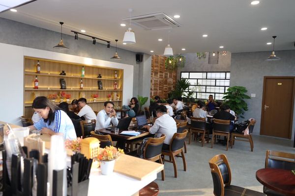 Loa quán cà phê Goldsound thi công hệ thống âm thanh cho Company Coffee, P4. Tây Ninh