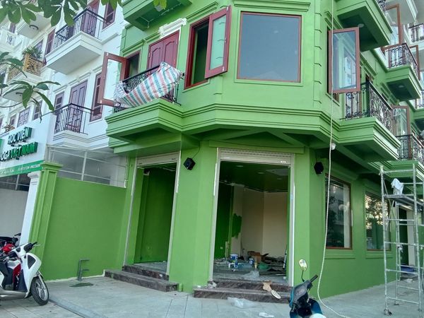 Loa nhà hàng tại 72 Trung Hòa, Cầu Giấy, Hà Nội