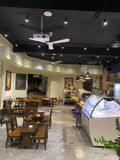 Hệ thống âm thanh cho Aha Cafe - Vinhomes Hạ long, Amply 4 - 6 vùng âm lượng, loa được thiết kế riêng cho quán, bật lớn không tạp âm, miễn phí công lắp đặt, bảo hành dài hạn 5 năm.