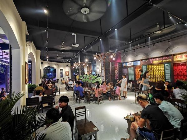 Loa Goldsound cho AHA CAFE Phố Nối, Hưng Yên, Amply 4 - 6 vùng âm lượng, loa được thiết kế riêng cho quán, bật lớn không tạp âm, miễn phí công lắp đặt, bảo hành dài hạn 5 năm.