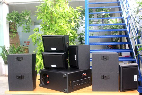 [Diện tích 160m2 + 02 Kênh] A906 Goldsound 2 vùng âm lượng 900w + 8 loa Goldsound ngoài trời V40NT 40w, loa được thiết kế riêng cho quán, bật lớn không tạp âm, miễn phí công lắp đặt, bảo hành 12 tháng