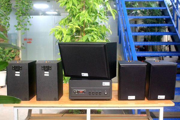 [Diện tích 80m2 + 02 Kênh] A501 Goldsound 500w + 4 loa Goldsound V55C 55w + 1 trầm, loa được thiết kế riêng cho quán, bật lớn không tạp âm, miễn phí công lắp đặt, bảo hành dài hạn 5 năm.