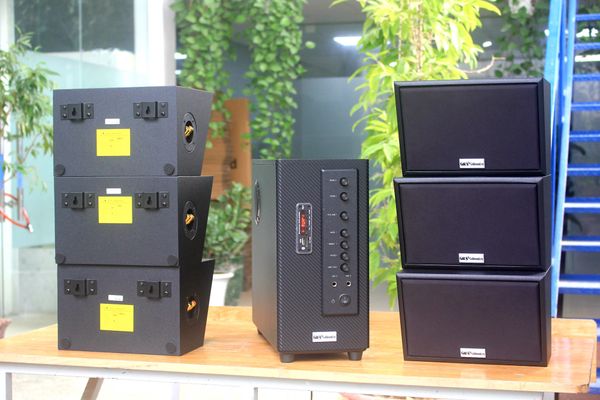 Dàn loa treo tường thông báo phát nhạc nền tự động: A906 Goldsound 2 vùng âm lượng 900w + 6 loa Goldsound ngoài trời V50NT 50w, loa được thiết kế riêng cho quán, bật lớn không tạp âm, miễn phí công lắp đặt, bảo hành 12 tháng