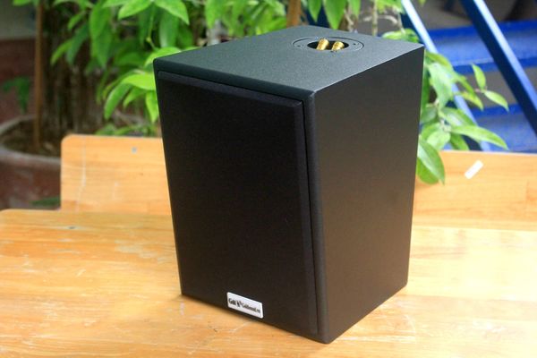 Loa Goldsound vệ tinh treo tường V55C_TH (số lượng 01 loa), công suất 55w, loa bass 4 inch, treble 2 inch, kích thước rộng 20 cm, cao 28 cm, sâu 25 cm, bảo hành dài hạn 5 năm.