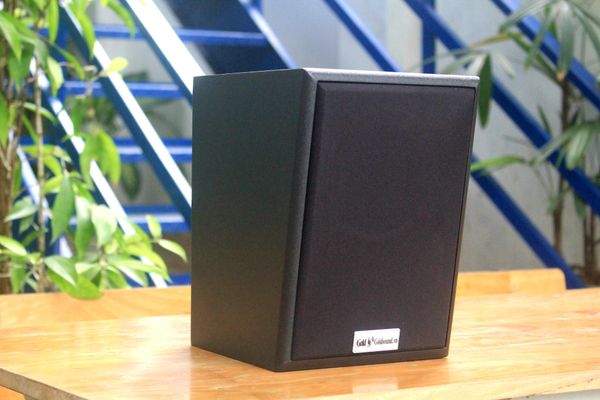 Loa Goldsound vệ tinh treo tường V25C_TH (số lượng 01 loa), công suất 25w, loa bass 4 inch, treble 5 cm, kích thước rộng 17 cm, cao 24 cm, sâu 22.5 cm, bảo hành dài hạn 5 năm.
