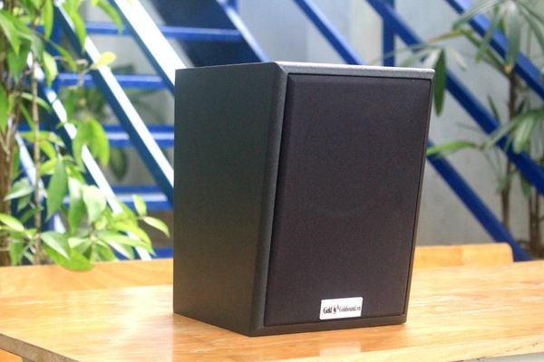 Loa Goldsound vệ tinh treo tường V25C_SG (số lượng 01 loa), công suất 25w, loa bass 4 inch, kích thước rộng 17 cm, cao 24 cm, sâu 22.5 cm, bảo hành dài hạn 5 năm.