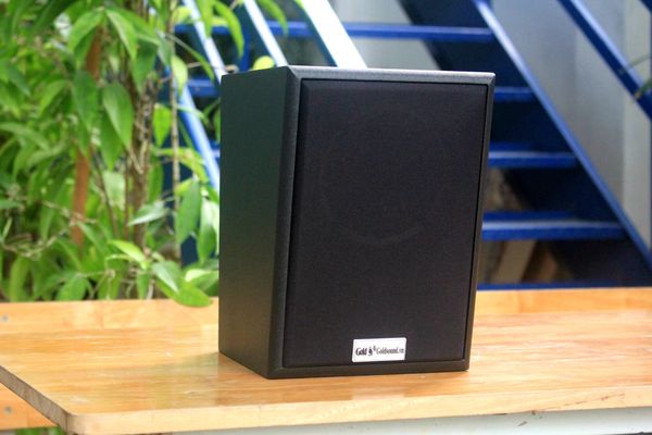 Loa Goldsound vệ tinh treo tường V25C_TH (số lượng 01 loa), công suất 25w, loa bass 4 inch, treble 5 cm, kích thước rộng 17 cm, cao 24 cm, sâu 22.5 cm, bảo hành dài hạn 5 năm.