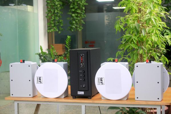 Loa Goldsound cho shop Meoi mẹ & bé, 58 Nguyễn Văn Lộc, loa được thiết kế riêng cho quán, bật lớn không tạp âm, miễn phí công lắp đặt, bảo hành dài hạn 5 năm