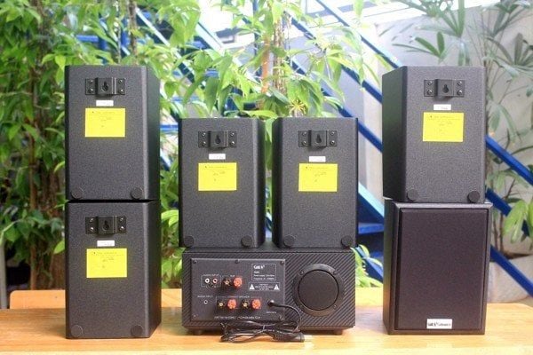 [Diện tích 120m2 + 2 Kênh] Amply A501_SG Goldsound 500w + 6 loa Goldsound V25C_SG 25w, loa được thiết kế riêng cho quán, bật lớn không tạp âm, miễn phí công lắp đặt, bảo hành dài hạn 5 năm.