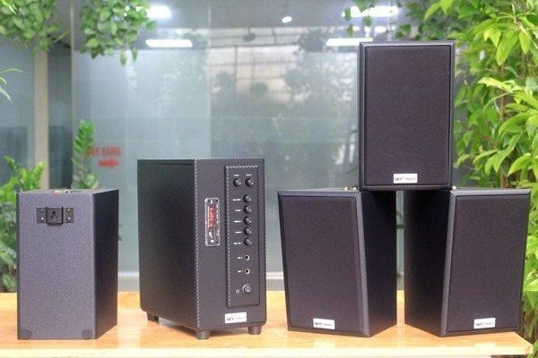 [Diện tích 80m2 + 02 Kênh] A384_SG Goldsound 2 vùng âm lượng 380w + 4 loa Goldsound V40C_SG 40w, loa được thiết kế riêng cho quán, bật lớn không tạp âm, miễn phí công lắp đặt, bảo hành dài hạn 5 năm.