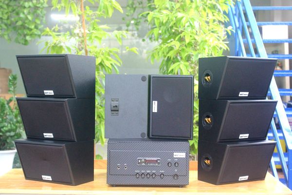 Dàn loa treo tường thông báo phát nhạc nền tự động: A907 Goldsound 2 vùng âm lượng 900w + 8 loa Goldsound ngoài trời V50NT 50w, loa được thiết kế riêng cho quán, bật lớn không tạp âm, miễn phí công lắp đặt, bảo hành 12 tháng