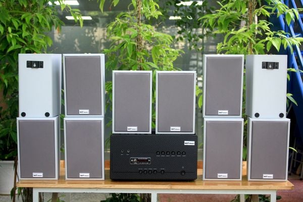 Loa treo tường, phát nhạc nền thông báo: Amply A1800 Goldsound 6 vùng âm lượng 1800w + 10 loa Goldsound V58C 58w, Amply 4 - 6 vùng âm lượng, loa được thiết kế riêng cho quán, bật lớn không tạp âm, miễn phí công lắp đặt, bảo hành dài hạn 5 năm.