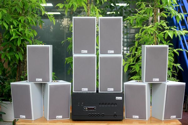 Loa treo tường, phát nhạc nền thông báo: Amply A1800 Goldsound 6 vùng âm lượng 1800w + 10 loa Goldsound V58C 58w, Amply 4 - 6 vùng âm lượng, loa được thiết kế riêng cho quán, bật lớn không tạp âm, miễn phí công lắp đặt, bảo hành dài hạn 5 năm.