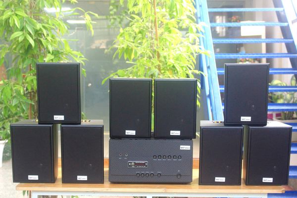 Dàn loa treo tường thông báo, phát nhạc nền tự động: Amply A1800 Goldsound 6 vùng âm lượng 1800w + 8 loa Goldsound V55C 55w, Amply 4 - 6 vùng âm lượng, loa được thiết kế riêng cho quán, bật lớn không tạp âm, miễn phí công lắp đặt, bảo hành dài hạn 5 năm