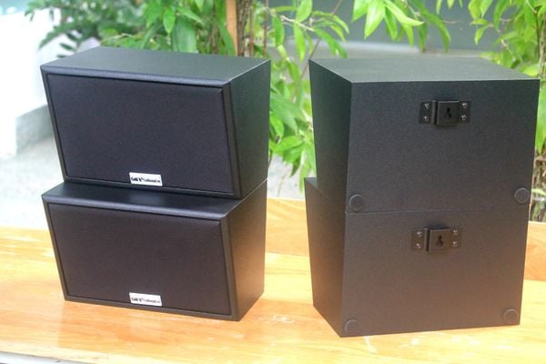 Dàn loa treo tường thông báo phát nhạc nền tự động: A917 Goldsound 2 vùng âm lượng 1200w + 8 loa Goldsound ngoài trời V50NT 50w, loa được thiết kế riêng cho quán, bật lớn không tạp âm, miễn phí công lắp đặt, bảo hành 12 tháng