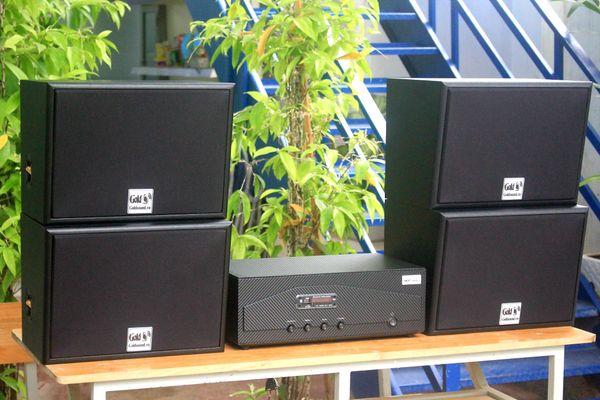 [Diện tích 120m2 + 02 Kênh] A918_SG Goldsound 2 vùng âm lượng 1200w + 4 loa Goldsound V130_SG 130w,  loa được thiết kế riêng cho quán, bật lớn không tạp âm, miễn phí công lắp đặt, bảo hành dài hạn 5 năm.