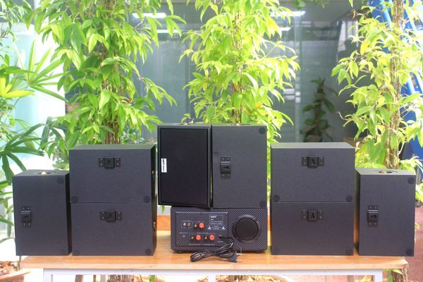 Dàn loa treo tường thông báo phát nhạc nền tự động: A501 Goldsound 500w + 8 loa Goldsound ngoài trời V50NT 50w, loa được thiết kế riêng cho quán, bật lớn không tạp âm, miễn phí công lắp đặt, bảo hành 12 tháng