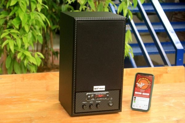 Loa nghe nhạc TD88_SG, công suất 88w, 02 Bass 4 inch, 02 Tress 2 inch, bluetooth 5.0, cổng rca, khe usb, thiết kế loa thùng gỗ cao 38 cm, rộng 20 cm, sâu 20 cm. Bảo hành 12 tháng