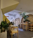 Loa Goldsound cho The 1995 Kafe, Bình Tân, HCM, Amply 4 - 6 vùng âm lượng, loa được thiết kế riêng cho quán, bật lớn không tạp âm, miễn phí công lắp đặt, bảo hành dài hạn 5 năm.