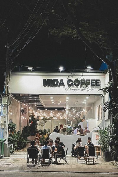 Loa cà phê Goldsound lắp đặt âm thanh cho quán Mida Coffee, Bình Dương