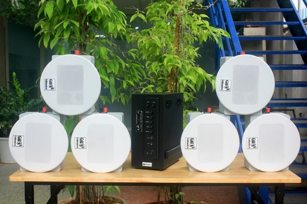 [Diện tích 120m2 + 2 Kênh] AMT384 Goldsound 2 vùng âm lượng 380w + 6 loa âm trần Goldsound VAT28 28w, loa được thiết kế riêng cho quán, bật lớn không tạp âm, miễn phí công lắp đặt, bảo hành dài hạn 5 năm