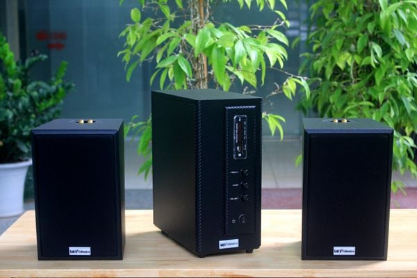 [Diện tích 40m2] AMT155_DA Goldsound 2 vùng âm lượng 150w + 2 loa Goldsound V40C_DA 40w, loa được thiết kế riêng cho quán, bật lớn không tạp âm, miễn phí công lắp đặt, bảo hành dài hạn 5 năm.