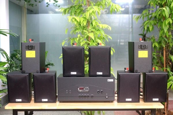 [Diện tích 160m2 + 02 Kênh] Amply A917N_DA Goldsound 2 vùng âm lượng 1200w + 8 loa Goldsound V25C_DA 25w, loa được thiết kế riêng cho quán, bật lớn không tạp âm, miễn phí công lắp đặt, bảo hành dài hạn 5 năm.