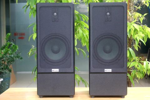 Loa cột treo tường V130C_DA Goldsound công suất 130w, loa Bass 20 cm, 01 treble, kích thước rộng 25 cm, cao 63 cm, sâu 31 cm, bảo hành dài hạn 5 năm.