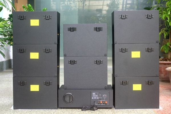 [Diện tích 240m2 + 02 Kênh] Amply A938-2K + 8 V130, Amply hai vùng âm lượng, loa được thiết kế riêng, bật lớn không tạp âm, miễn phí công lắp đặt, bảo hành dài hạn 5 năm.