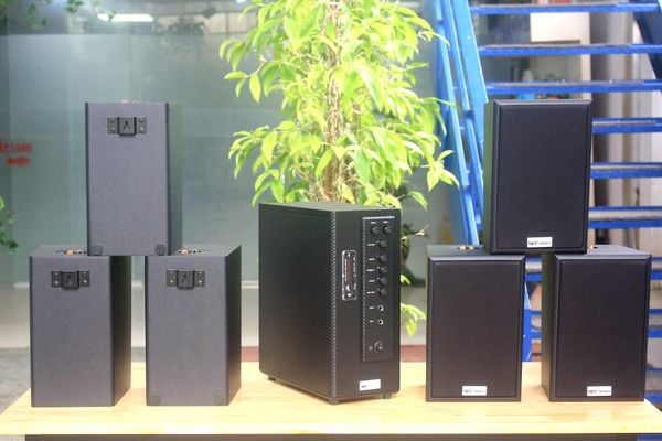 [Diện tích 120m2 + 02 Kênh] AMT907_DA Goldsound 2 vùng âm lượng 900w + 6 loa Goldsound V40C_DA 40w, loa được thiết kế riêng cho quán, bật lớn không tạp âm, miễn phí công lắp đặt, bảo hành dài hạn 5 năm.