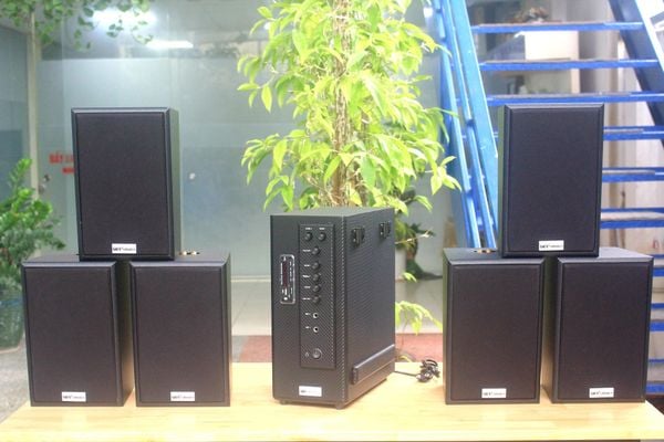 [Diện tích 120m2 + 02 Kênh] AMT907_DA Goldsound 2 vùng âm lượng 900w + 6 loa Goldsound V40C_DA 40w, loa được thiết kế riêng cho quán, bật lớn không tạp âm, miễn phí công lắp đặt, bảo hành dài hạn 5 năm.