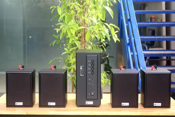 [Diện tích 80m2] Amply AMT154 + 4 V24C, Amply 2 vùng âm lượng, loa được thiết kế riêng cho quán, bật lớn không tạp âm, bảo hành dài hạn 5 năm.