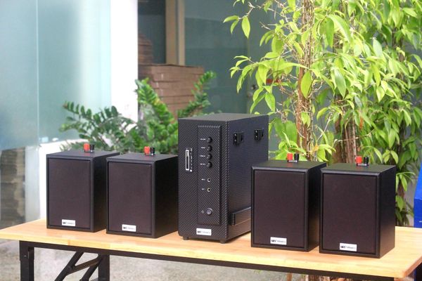 [Diện tích 80m2] Amply AMT154 + 4 V24C, Amply 2 vùng âm lượng, loa được thiết kế riêng cho quán, bật lớn không tạp âm, bảo hành dài hạn 5 năm.