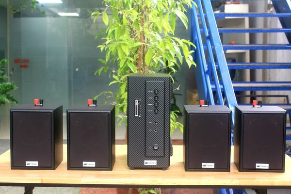 [Diện tích 80m2] Amply AMT154 + 4 V24C, Amply 2 vùng âm lượng, loa được thiết kế riêng cho quán, bật lớn không tạp âm, bảo hành dài hạn 5 năm.