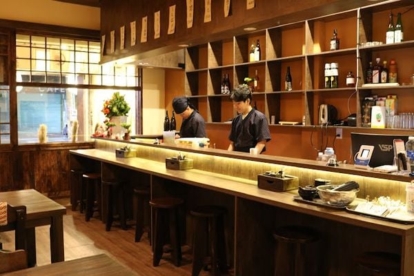 Loa Goldsound cho nhà hàng Nhật Bản Mộc Sushi, TP. Biên Hoà, Đồng Nai, Amply 4 - 6 vùng âm lượng, loa được thiết kế riêng cho quán, bật lớn không tạp âm, miễn phí công lắp đặt, bảo hành dài hạn 5 năm.